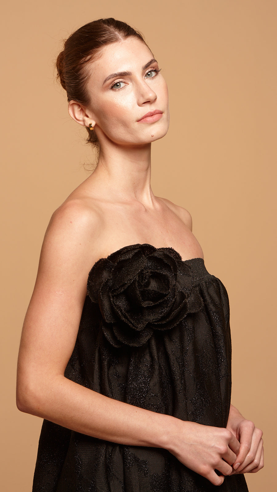 Vestido curto lurex